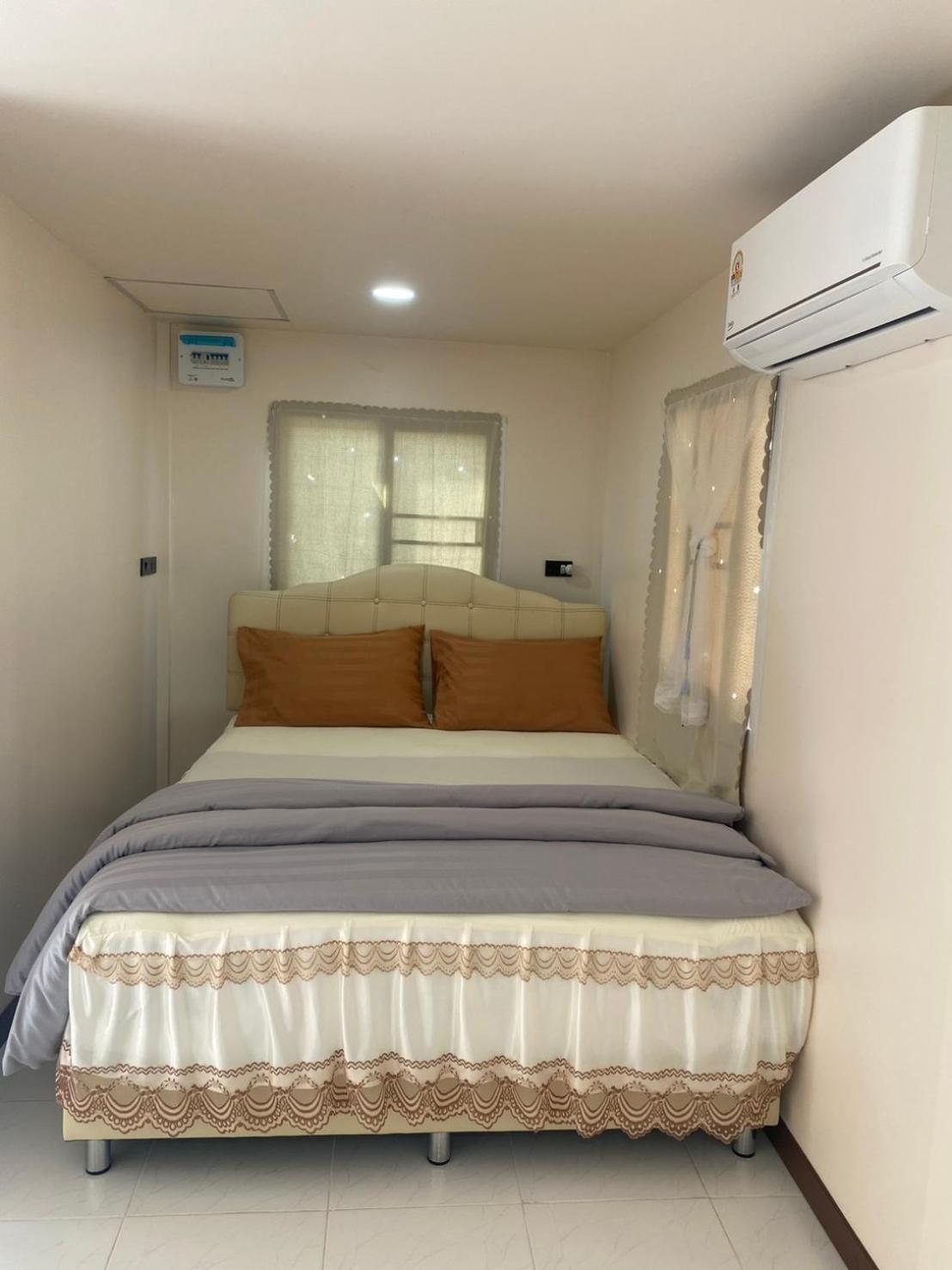 Aiem-Wilai Guesthouse Surat Thani Exterior photo