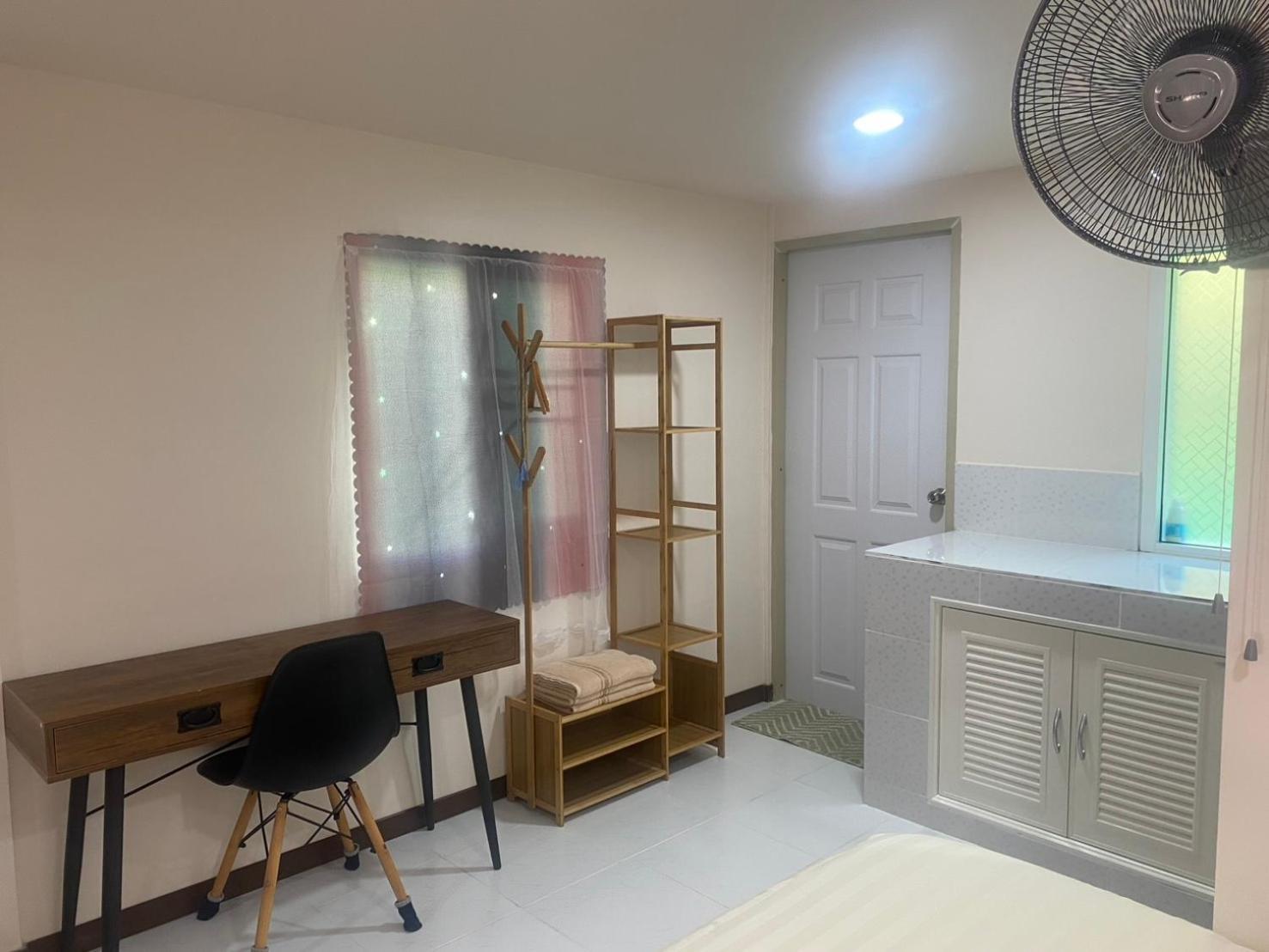 Aiem-Wilai Guesthouse Surat Thani Exterior photo